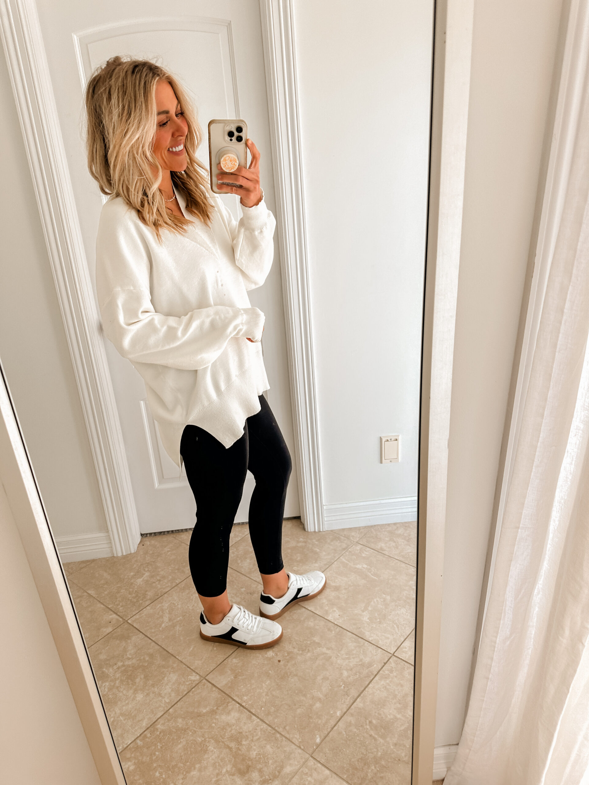 Fall Sweaters Under $28!! Easy fall outfit ideas.