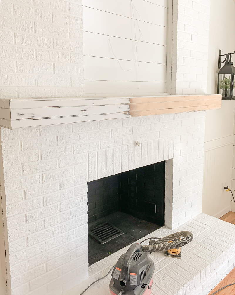 Simple and Rustic Mantel Makeover