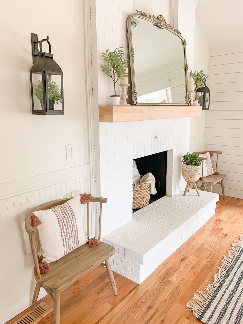 Simple and Rustic Mantel Makeover