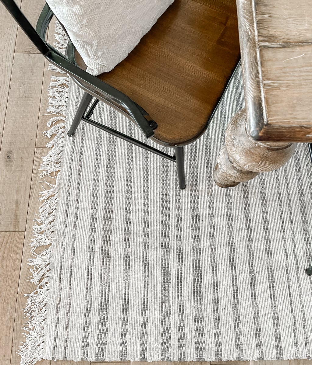 Simple Spring Dining Room + New Rug